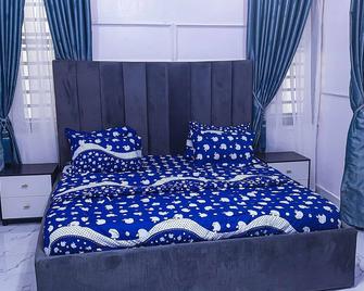 Richvilla Apartments & Hotels - Lagos - Chambre
