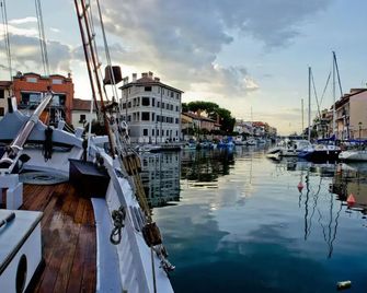 Hotel Park Spiaggia - Grado - Outdoor view