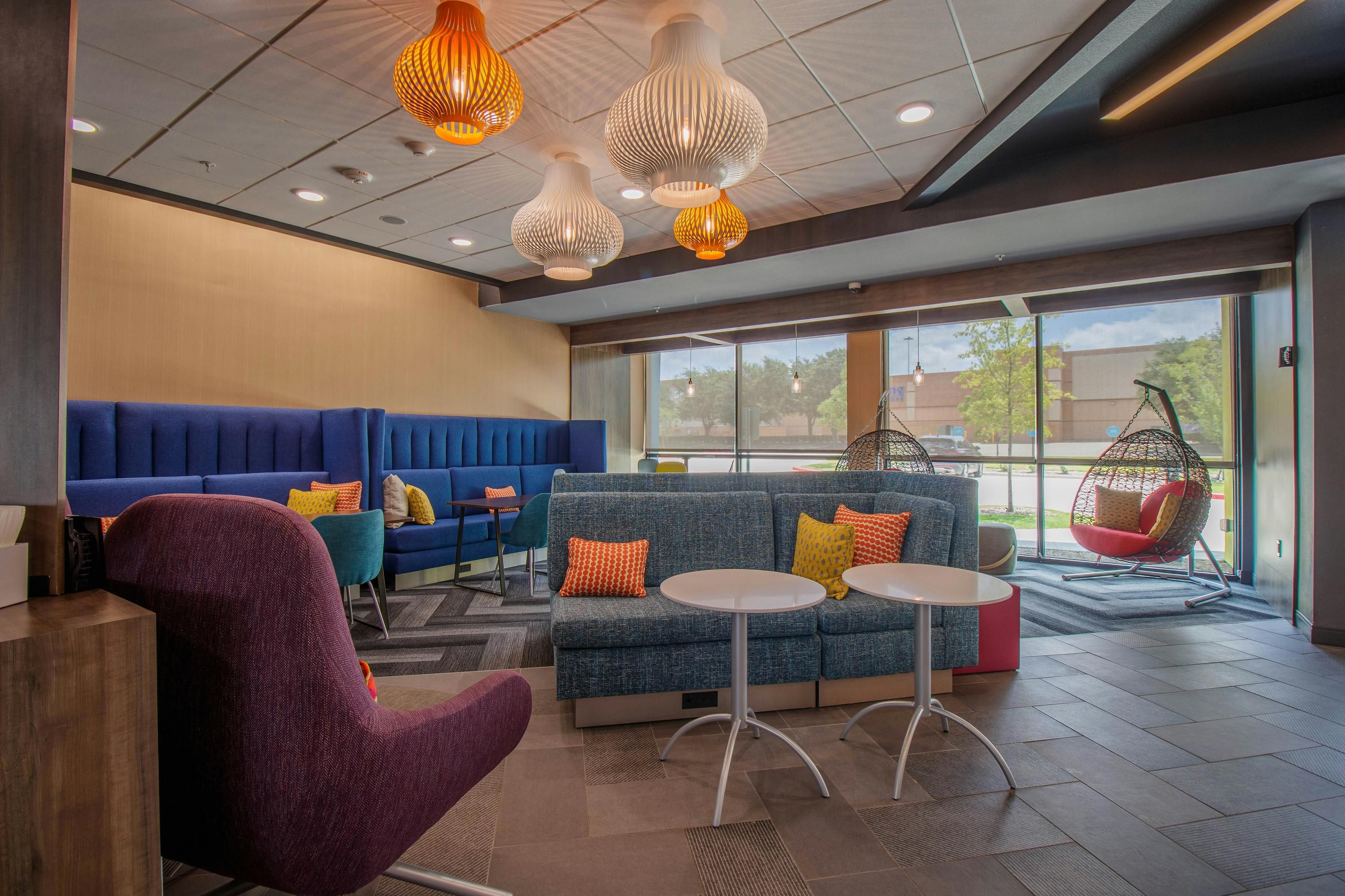 Tru by Hilton McKinney - McKinney - Lounge