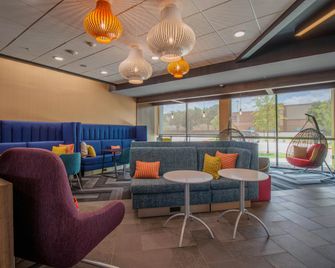 Tru by Hilton McKinney - McKinney - Lounge