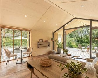 New Hello Zeeland - Watervliet Oyster Lodge - Wissenkerke - Wohnzimmer