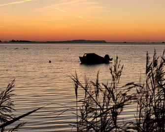 Sonneninsel & Ankerplatz Wiek - Wiek - Strand