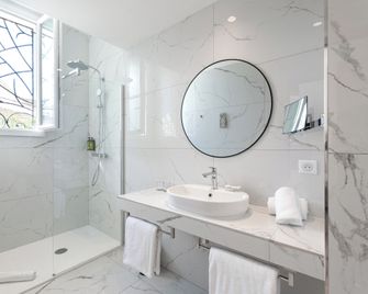 Hotel La Villa Juan Beach - Antibes - Bathroom