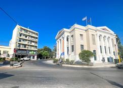 Mytilini central apt 5 min walk from port, shops - Mitilene - Edificio