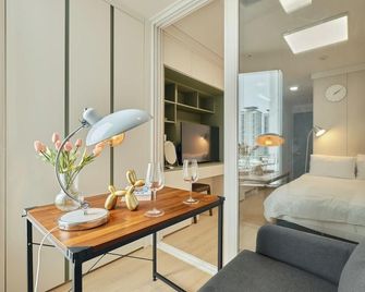 Seoul Comocasa Fully Furnished Studio - Seoul - Bedroom