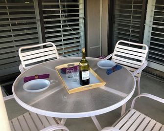 Promo 10%weekly / 20%monthly Golf - Tennis Resort In The Heart Of Palm Desert - Palm Desert - Patio
