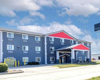 Burgundy Inn & Suites By OYO El Paso - El Paso - Building