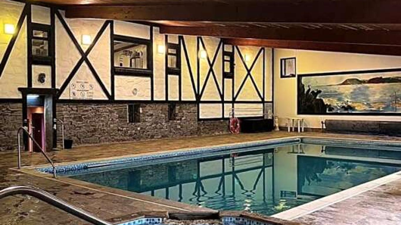Three Rivers Hotel