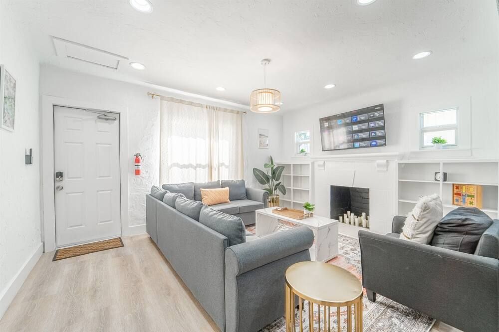 3 BD House in-law Apt - Palm Wave Stays - West Palm Beach - Sala de estar