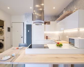 Residence Cairoli 9 by Studio Vita - Bologna - Küche