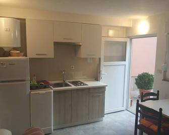 Cozy Apartment With Parking - Kastav - Kitchen