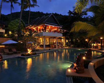 Andaman White Beach Resort - Sha Plus - Sakhu - Svømmebasseng