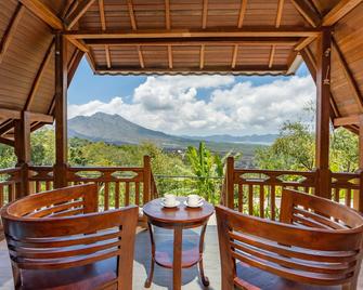 Tiing Bali Guest House Kintamani - Kintamani - Balcón