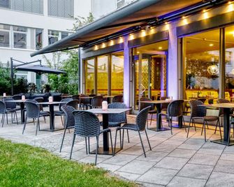 Novotel Erlangen - Erlangen - Building