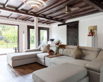 Sampeah Retreat Villa - Siem Reap - Living room