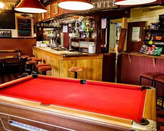 The White Hart Inn - Llandeilo - Bar