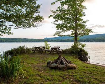 White Mountains-Stinson Lake--Winter Rates- Beautiful Wedding Venue - Rumney - Patio