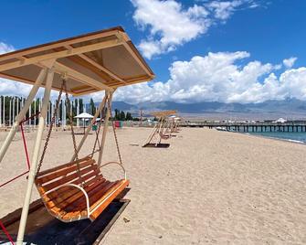 Ololoakjol - Cholpon-Ata - Beach