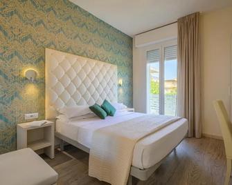 Hotel Acquamarina - Bellaria-Igea Marina - Habitación