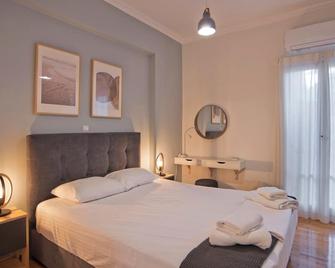 Charming Kallithea Apt, fully Reno, Fully Equipped - Athens - Bedroom