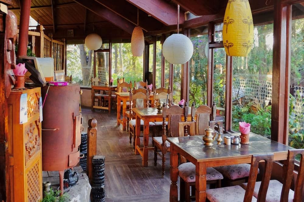 Hotel at the End of the Universe - Nagarkot - Restaurante
