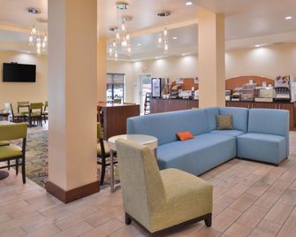 Holiday Inn Express & Suites Dearborn Sw - Detroit Area By IHG - Dearborn - Restaurang