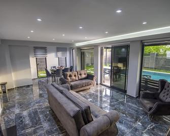 Diamond Port Gocek - Fethiye - Living room