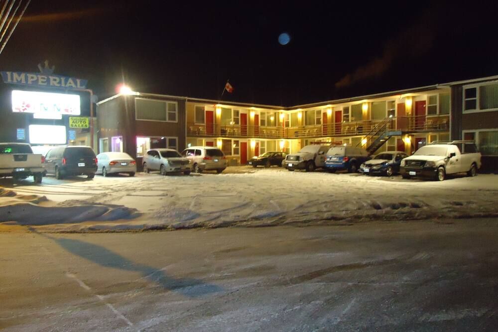 Imperial Fireside Inn - סאדברי (אונטריו) - בניין