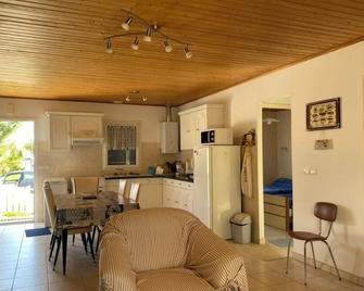 Maison Situé à 1,5km de la Plage, 4 Couchages - Longeville-sur-Mer - Cuisine