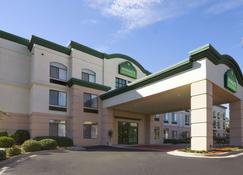 Wingate by Wyndham Augusta/Fort Gordon - Augusta - Κτίριο