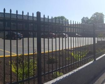 Executive Motel - Eugene - Outdoors view