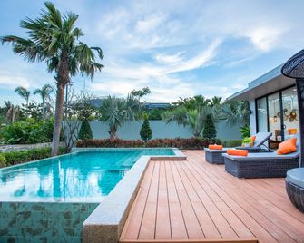 Wonderland Suites and Resort - Krong Preah Sihanouk - Pool