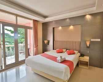 Foys Lake Resort - Chittagong - Bedroom