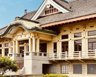 Family Suite at Tainan City Center - Tainan City - Building