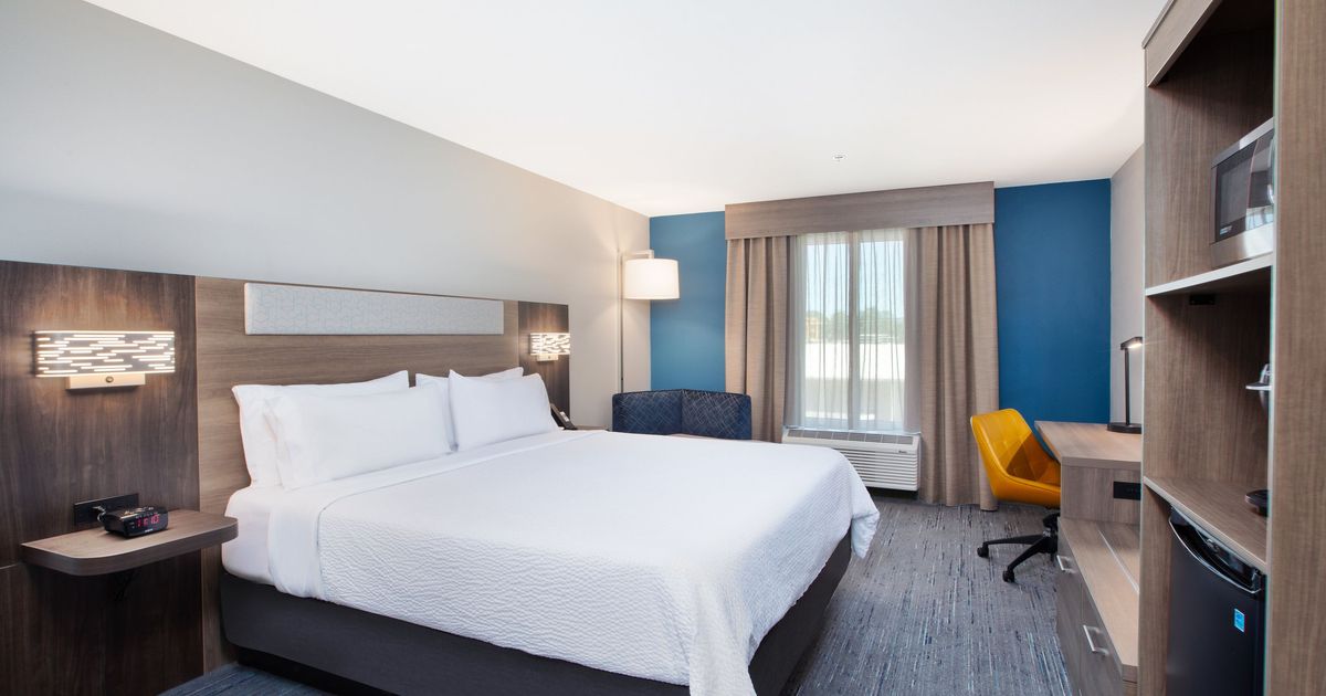 Turlock Hotels Holiday Inn Express & Suites Turlock-Hwy 99 By IHG ab 83 €. Hotels in ...