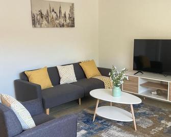 Cozy 1 Br Apartment in Long Beach MS Jm3 - Long Beach - Sala de estar