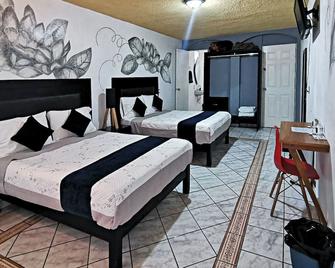 Hotel Boutique Charlotte - Arandas - Habitación