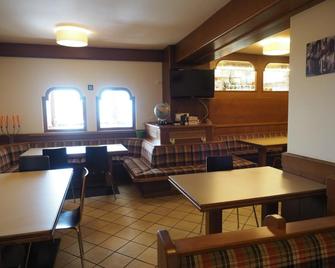 Hotel B&B Francolini - Folgaria - Restaurant