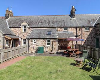 Kits Cottage - Belford