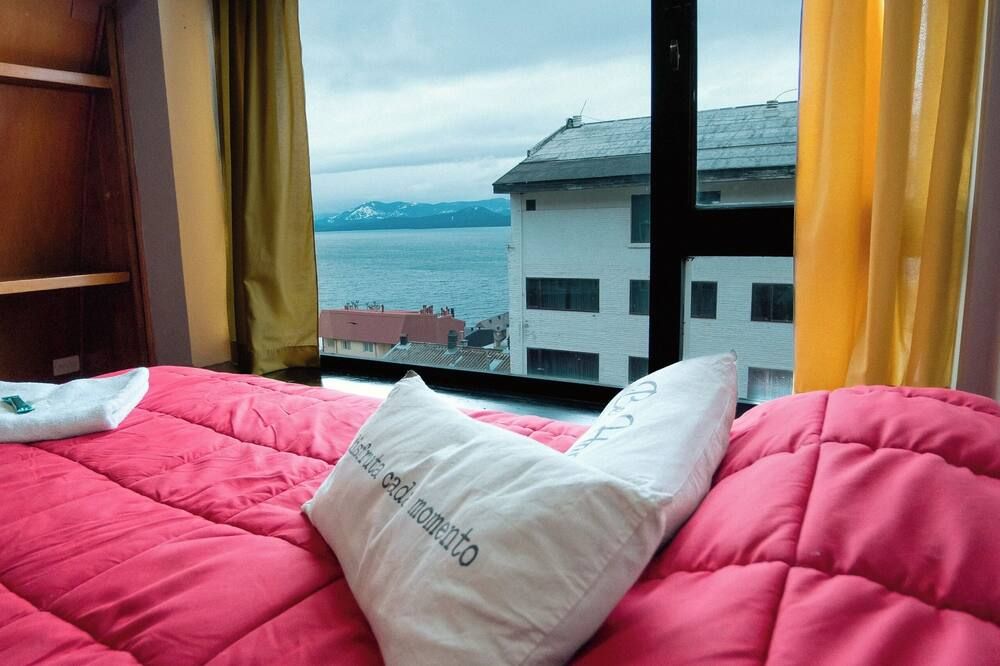 Moving Hostel Travel Bar - San Carlos DeBariloche