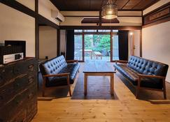 Kominkahu kashikiri cottage Tokei - Vacation STAY 57497v - Nagano - Wohnzimmer