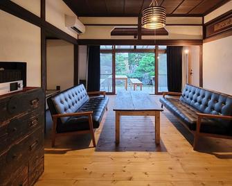 Kominkahu kashikiri cottage Tokei - Vacation STAY 57497v - Nagano - Salon