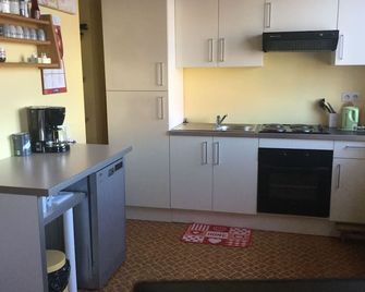 Gîte Les Montagnes - Amancey - Cocina