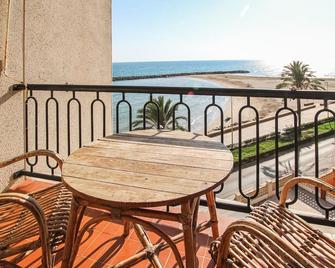 4 bedroom lovely apartment in Cunit - Cunit - Balcón