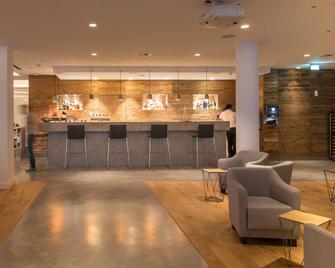 باير 89 في فادي هوتل - ميونخ - بار