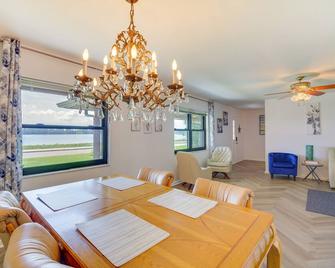 Family-friendly Home on Lake Tulane: Great Views! - Avon Park - Dining room