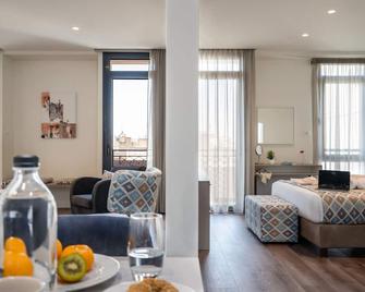 Urban Nest - Suites & Apartments - Athens - Living room