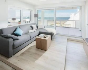 Suite Norderney Smart Seaside Germany - Grossefehn - Living room