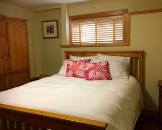 Freedom Lodge & Spa - Madeira Park - Camera da letto