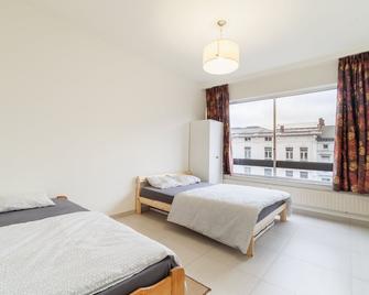 Close to central station antwerp - انتورب - غرفة نوم